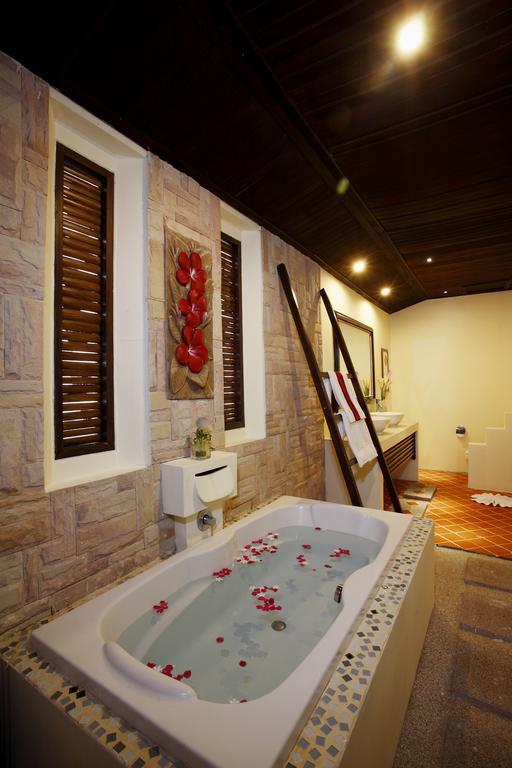 The Kara Pool Villa Nai Yang Beach Exteriör bild